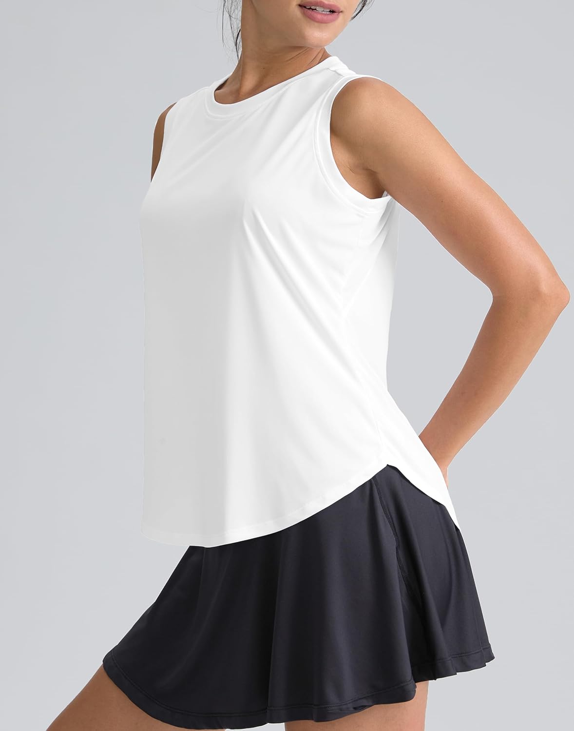 SANTINY Women's Sleeveless Workout Tops Breathable Lightweight Active Tennis Yoga Shirts Athletic Running Tank Tops for Women