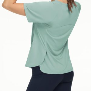 THE GYM PEOPLE Women's Short Sleeve Workout Shirts Breathable Yoga T-Shirts with Side Slits Athletic Tee Tops