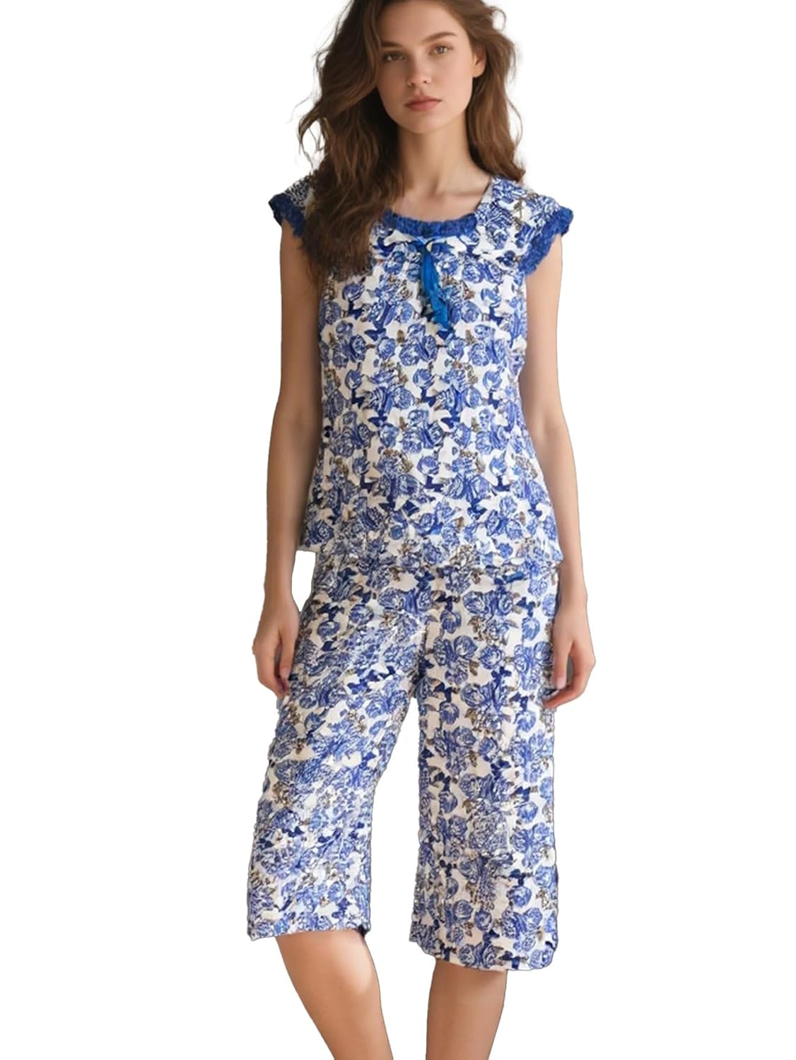 Womens Pajama Set Two Piece Short Sleeve Sleepwear Tops with Capri Pants Summer Pj Set (Random colors)