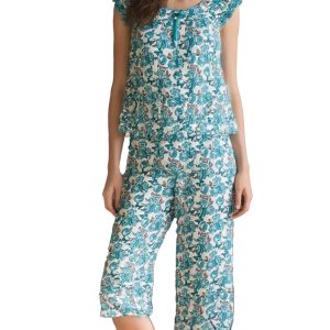 Womens Pajama Set Two Piece Short Sleeve Sleepwear Tops with Capri Pants Summer Pj Set (Random colors)